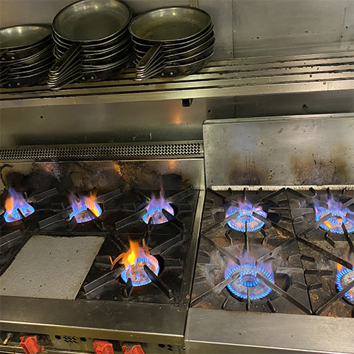 Commercial kitchen gas fitting